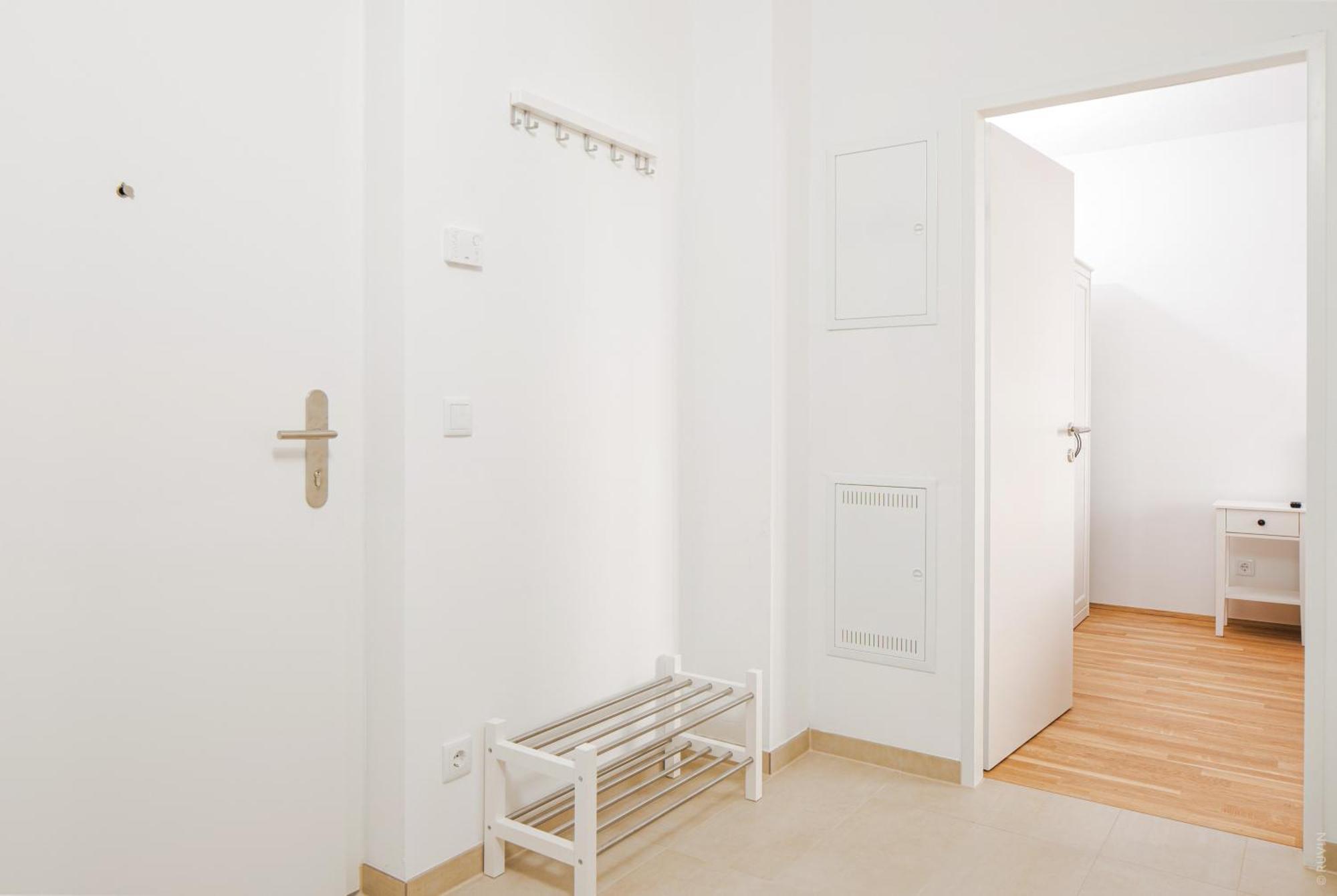 Whats-App Self-Check-In - Apartment Am Hauptbahnhof Грац Экстерьер фото