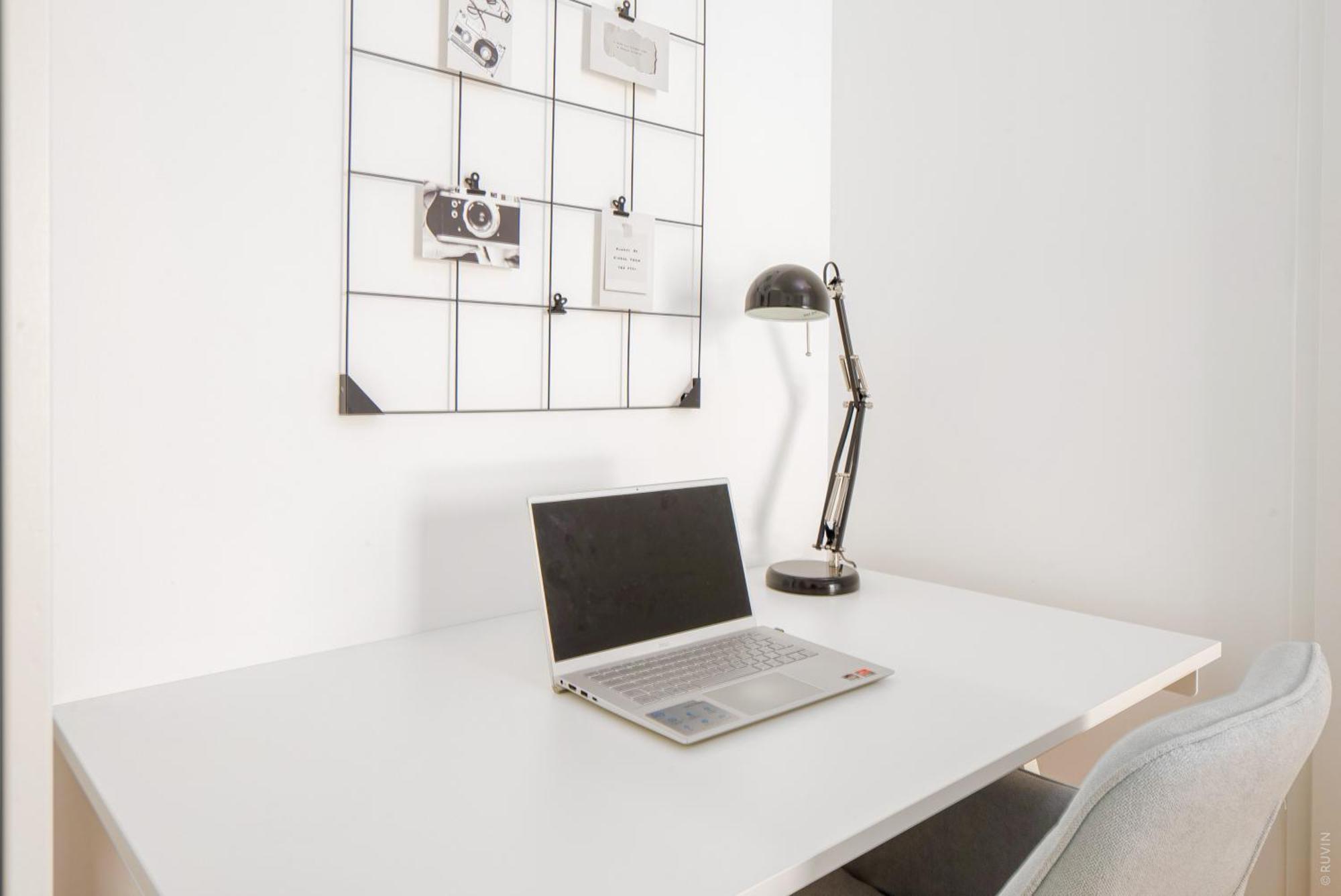 Whats-App Self-Check-In - Apartment Am Hauptbahnhof Грац Номер фото